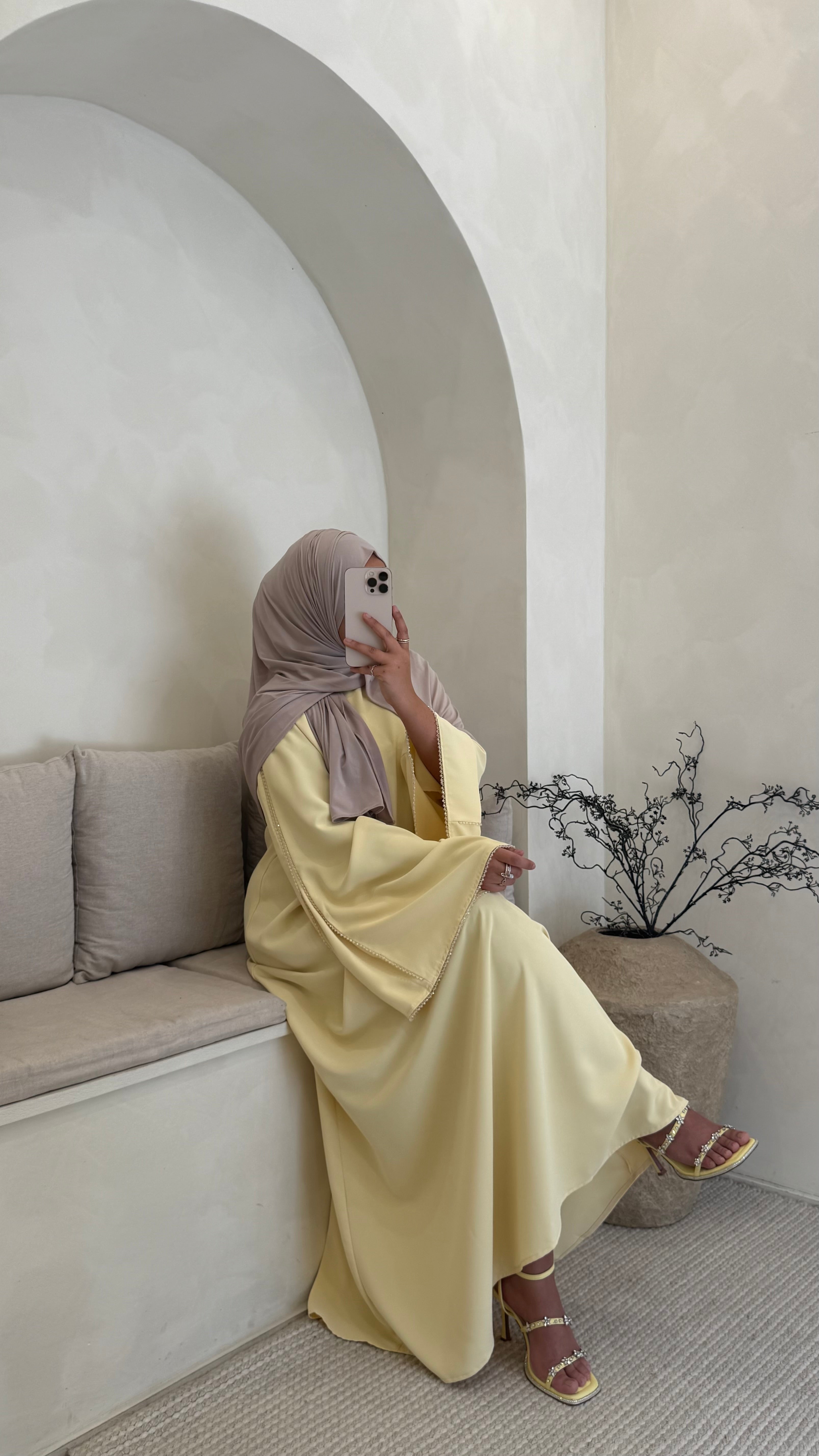 Abaya Qamar Jaune