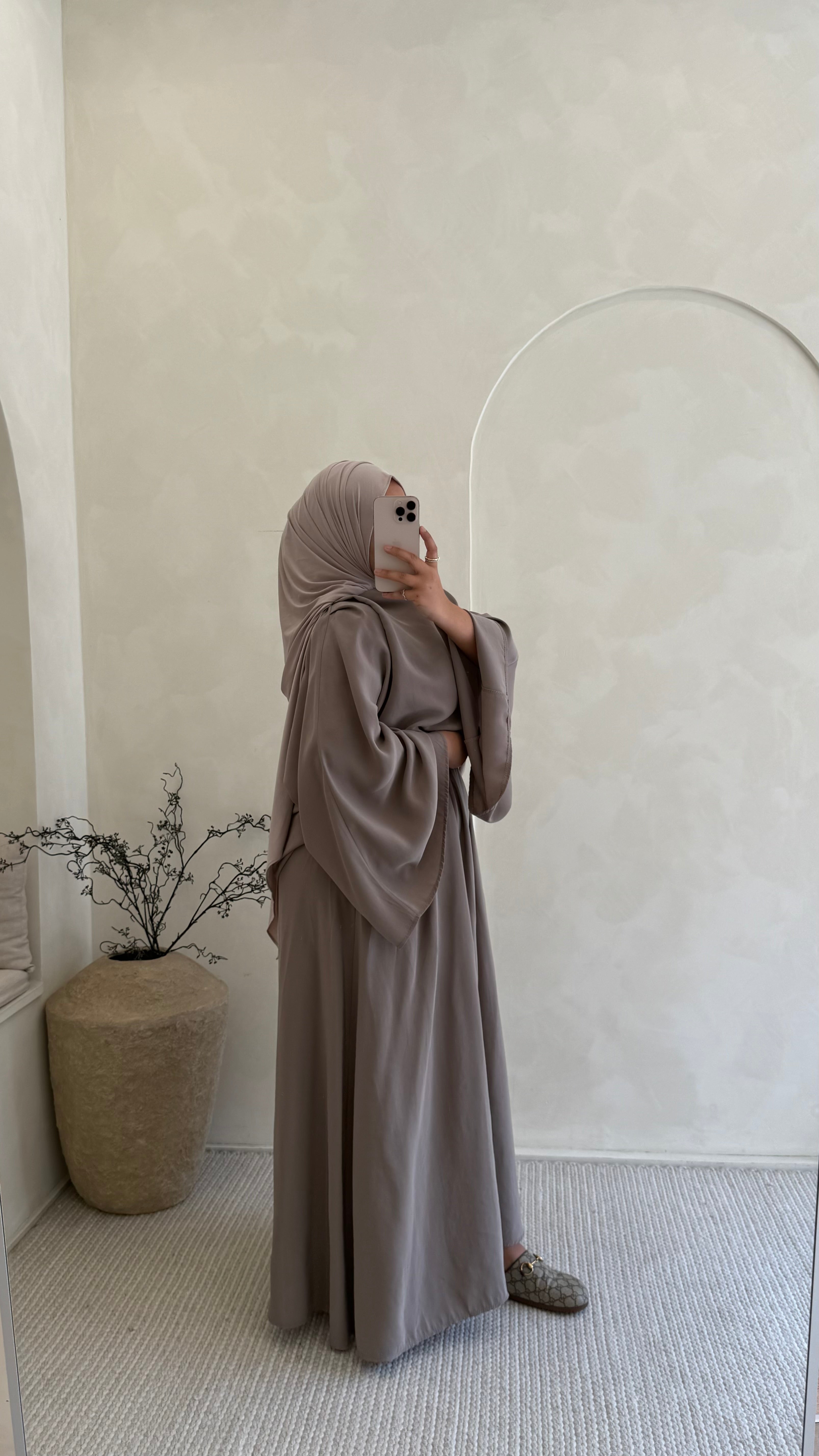 Ensemble Hind Taupe