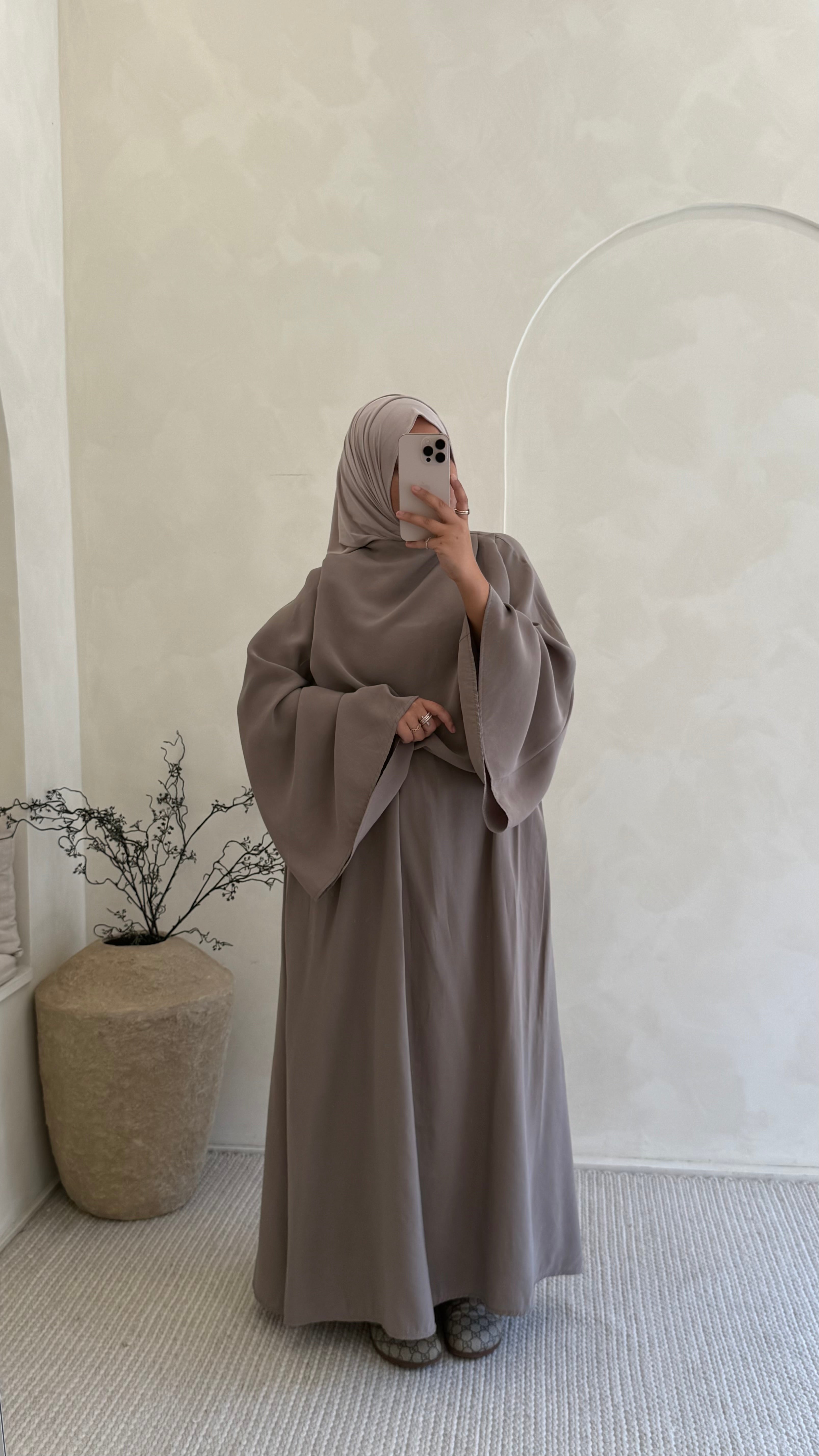 Ensemble Hind Taupe