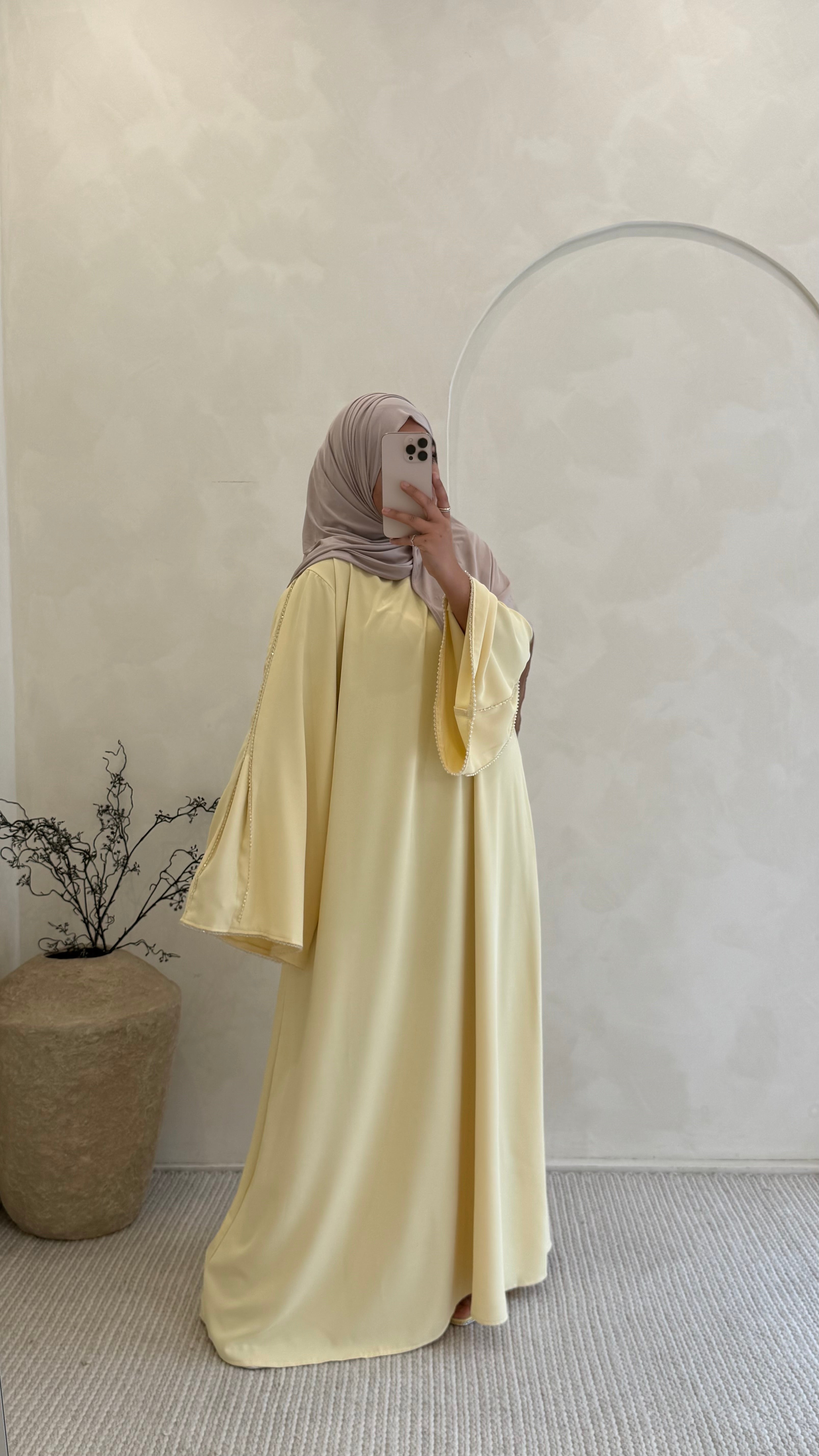 Abaya Qamar Jaune