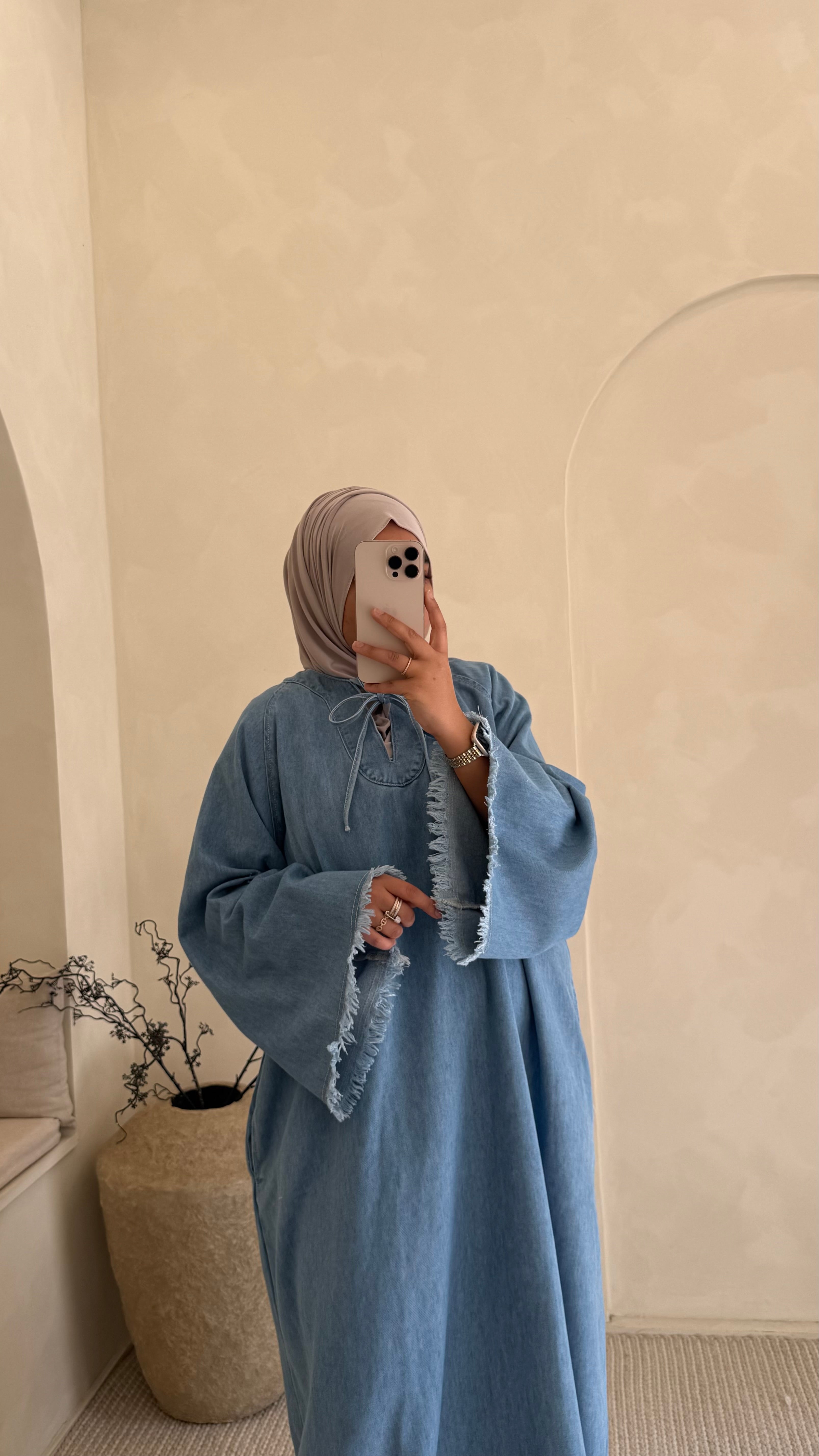 Robe Hanâa
