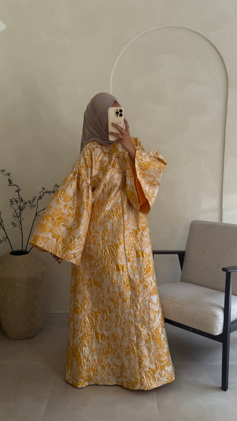 Robe Mona