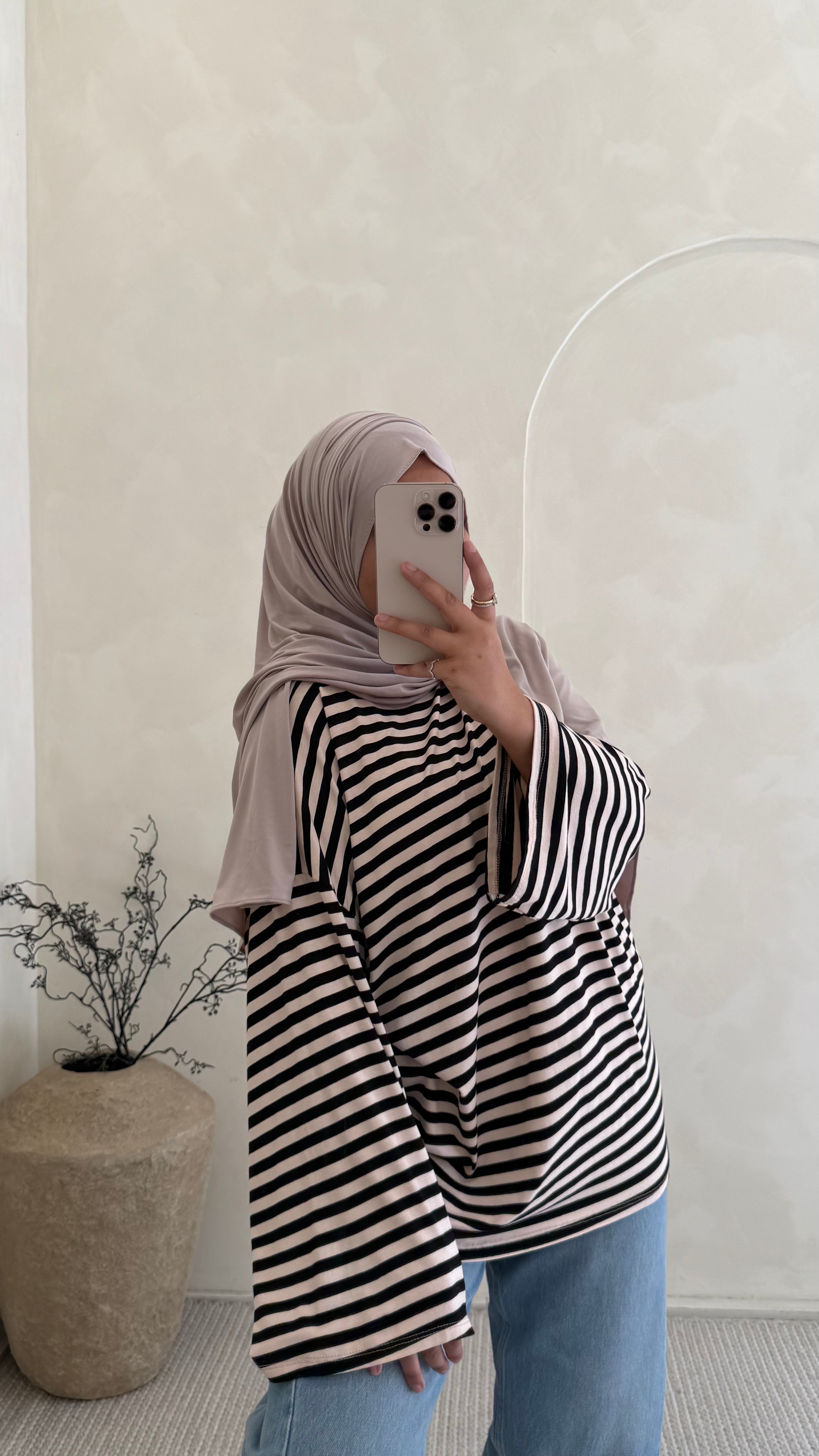 Pull Yona Noir