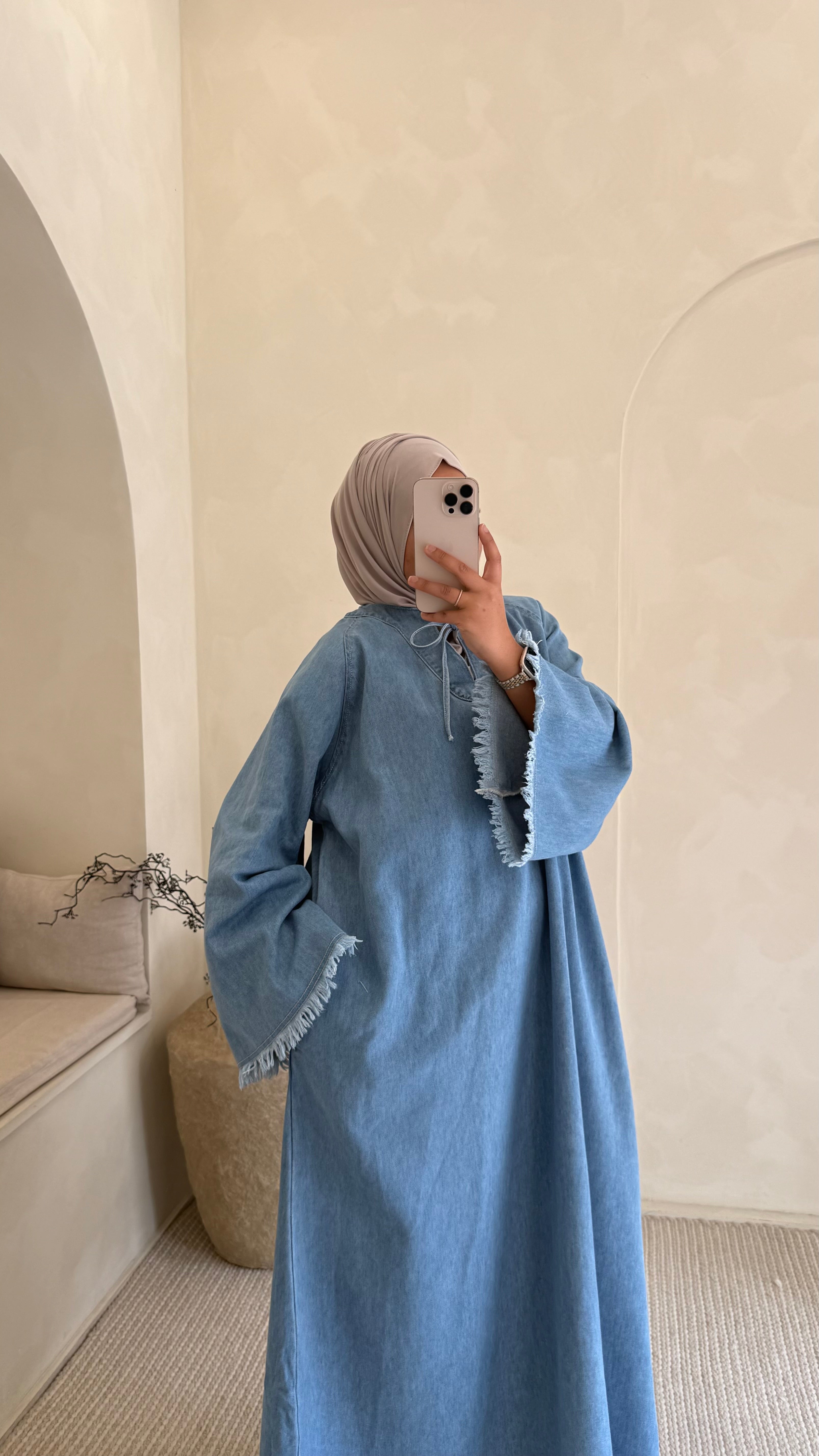 Robe Hanâa