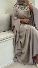 Robe Kayali