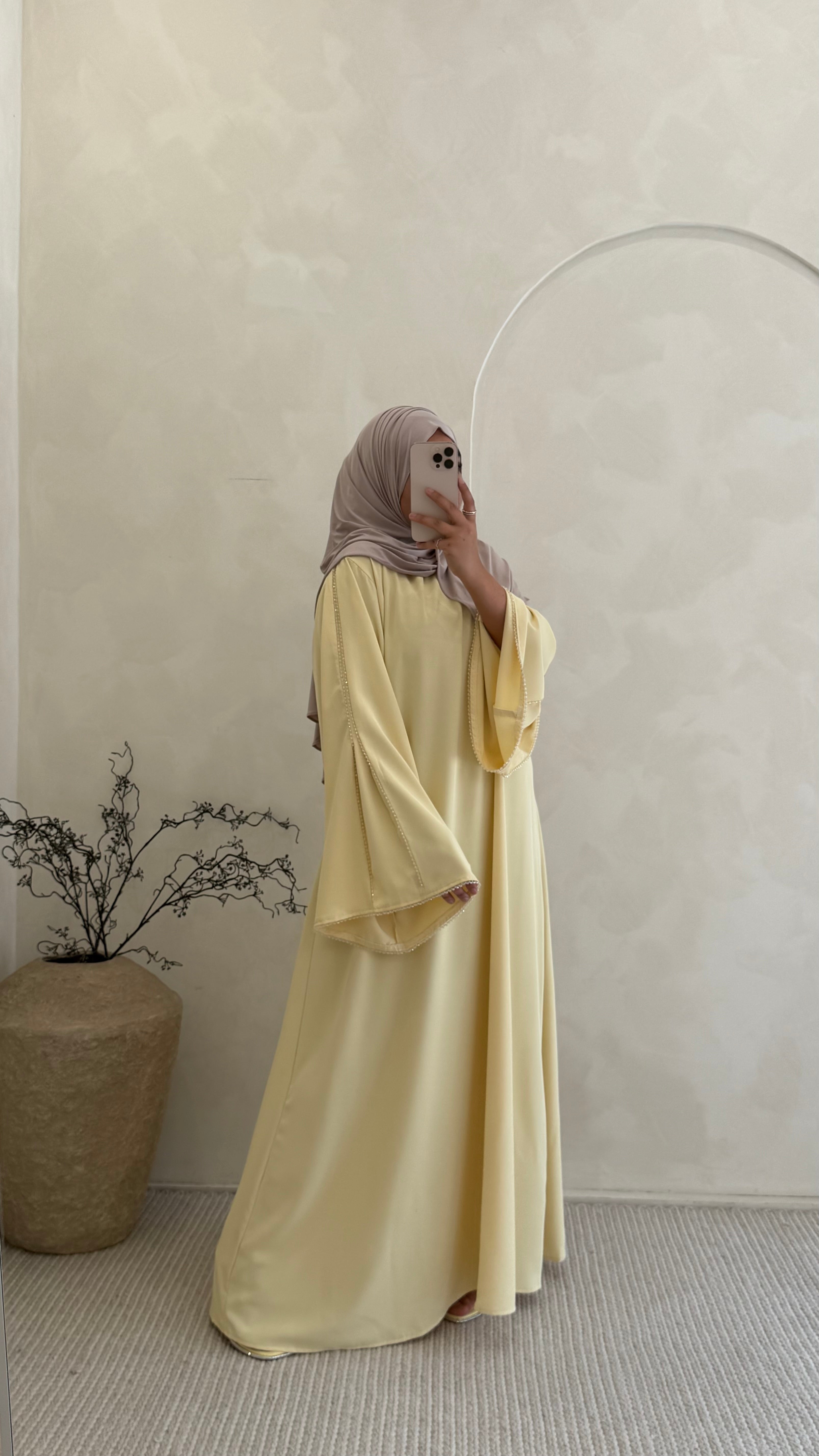 Abaya Qamar Jaune