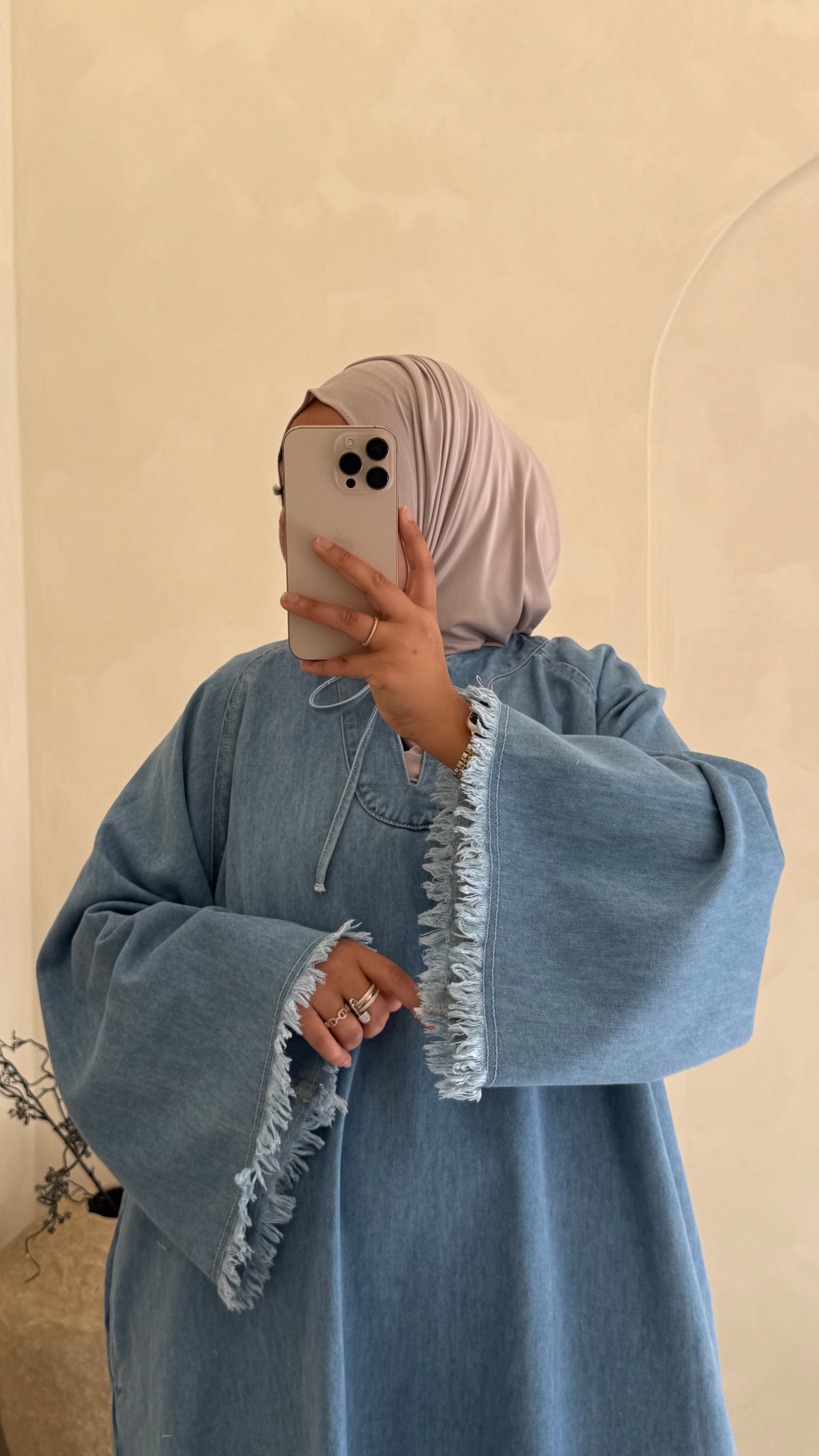 Robe Hanâa