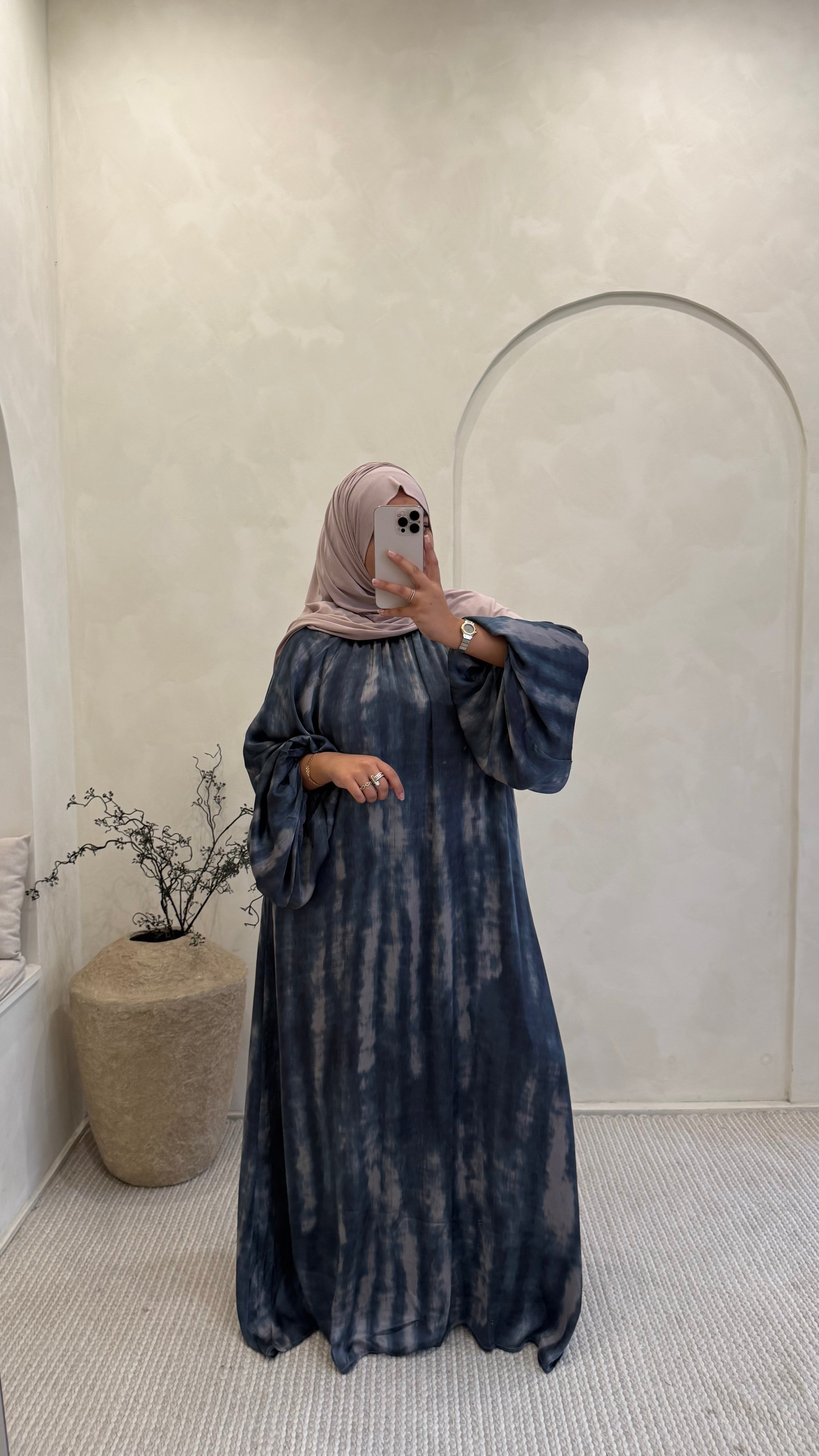 Robe Samya